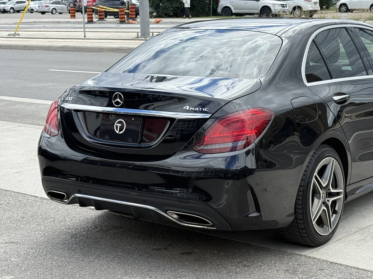 Mercedes-Benz C 300 4 MATIC* Панорама* Подгрев на волана*  - изображение 6