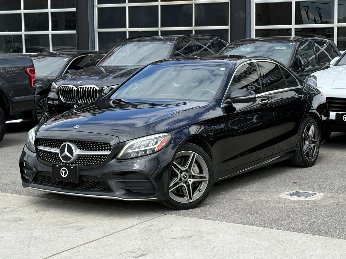 Mercedes-Benz C 300 4 MATIC* Панорама* Подгрев на волана*  - изображение 2