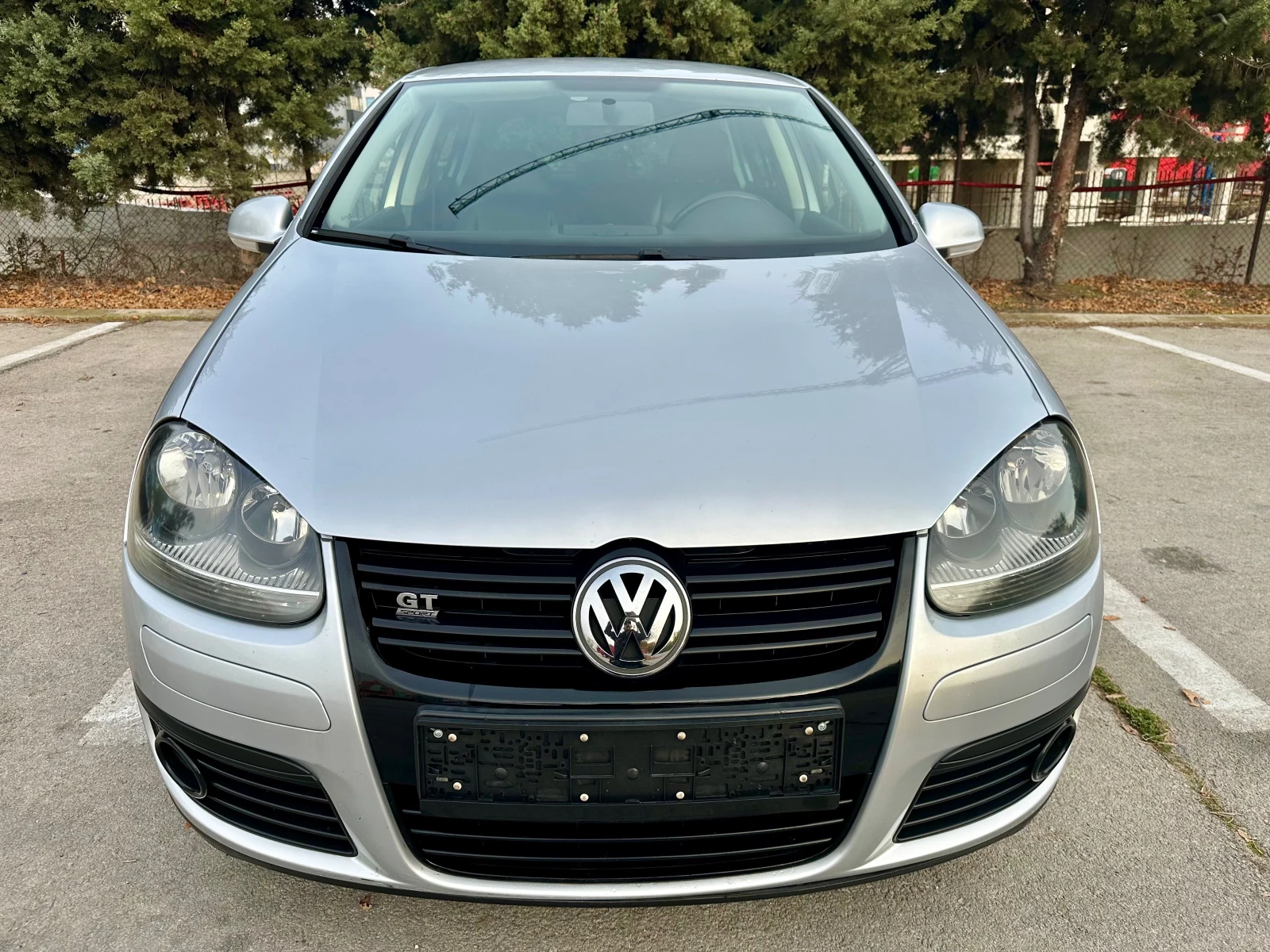 VW Golf 1.9 TDI GT SPORT - изображение 6