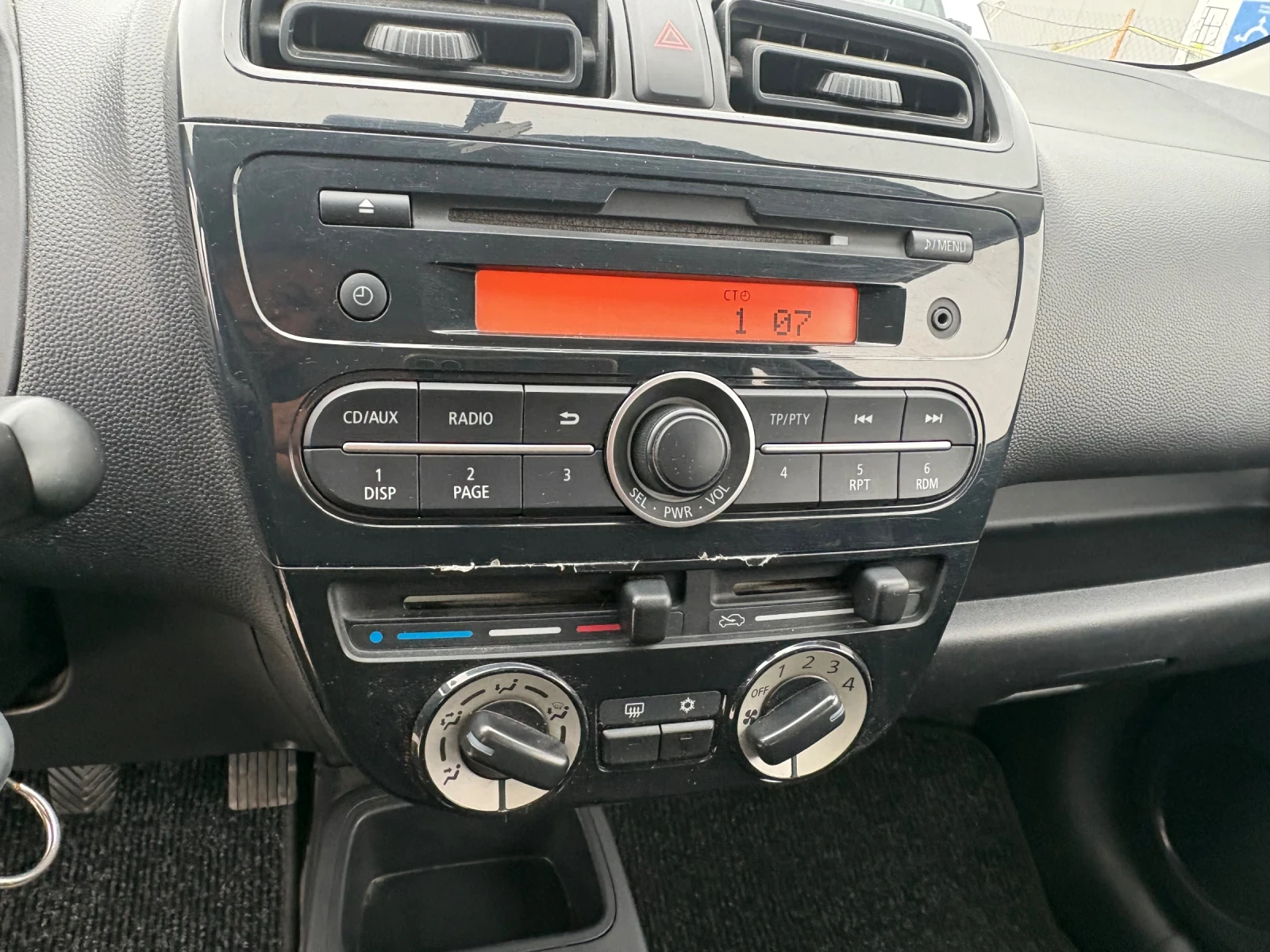 Mitsubishi Space star  - изображение 10