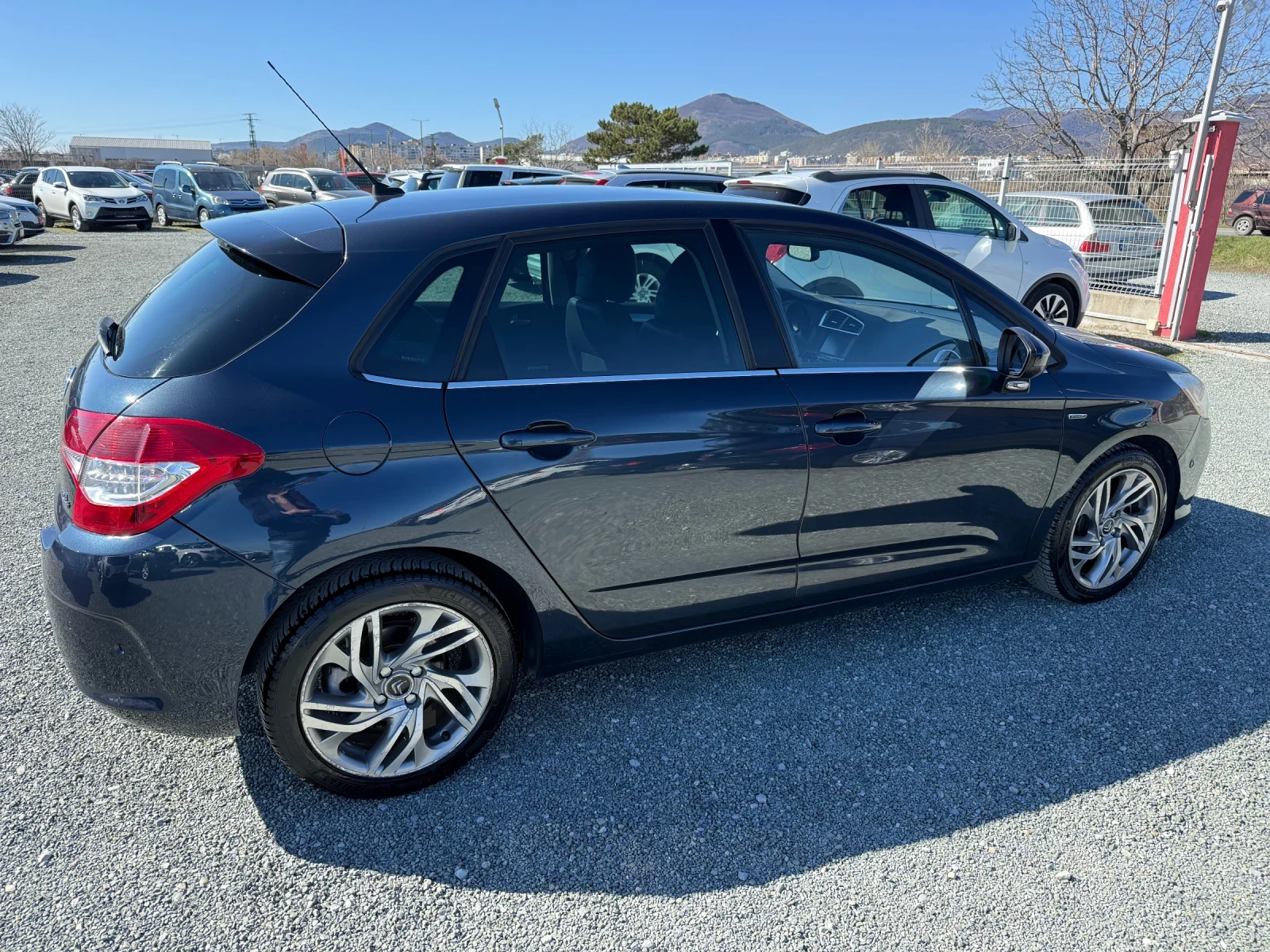 Citroen C4 (KATO НОВА), снимка 5 - Автомобили и джипове - 53771097