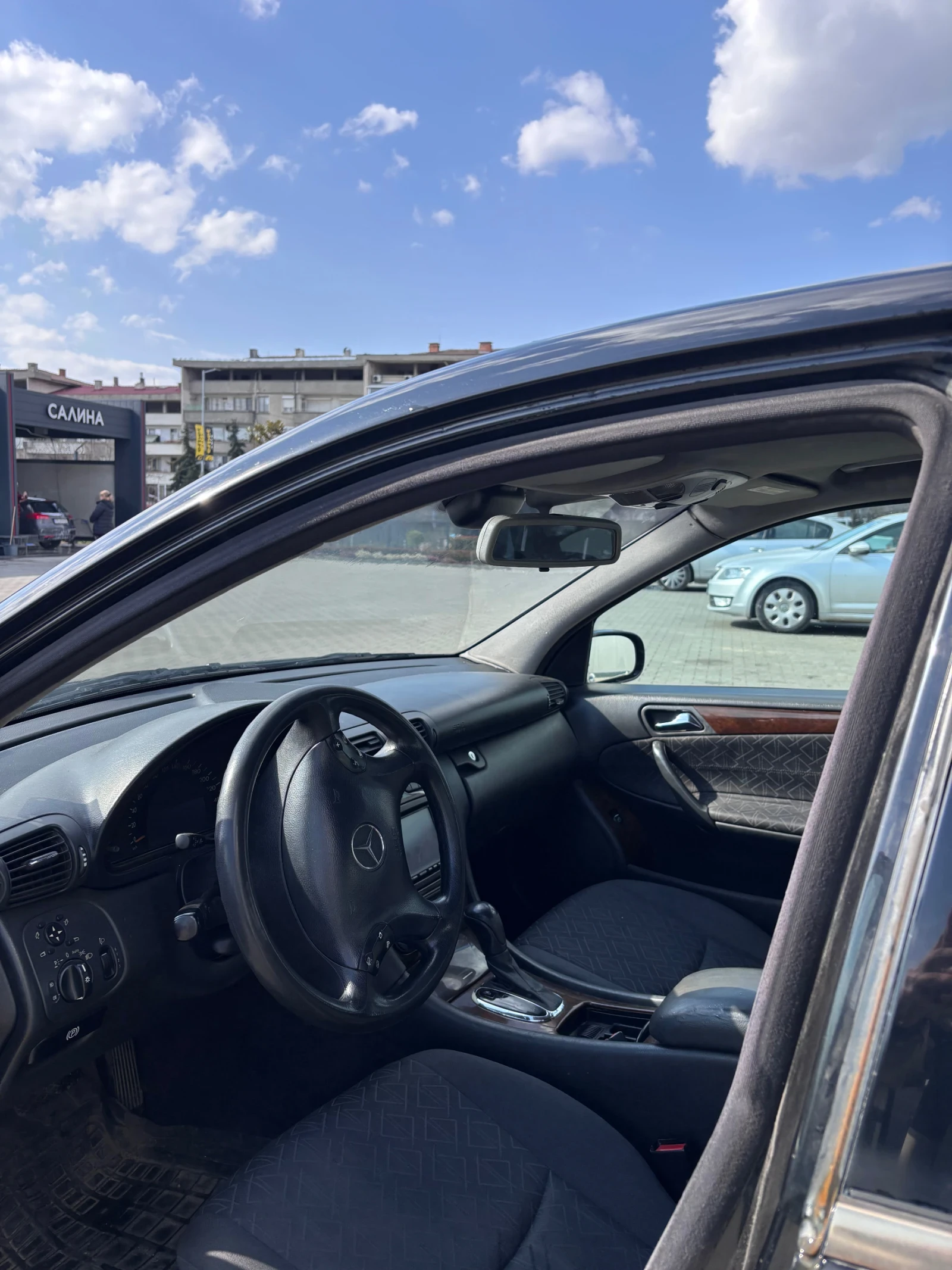 Mercedes-Benz C 220, снимка 10 - Автомобили и джипове - 53865267