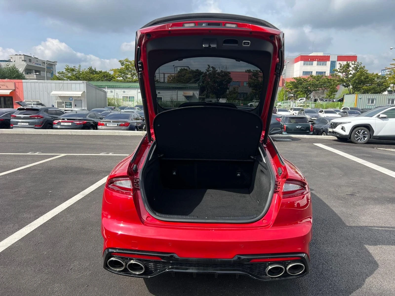 Kia Stinger, снимка 7 - Автомобили и джипове - 53973100