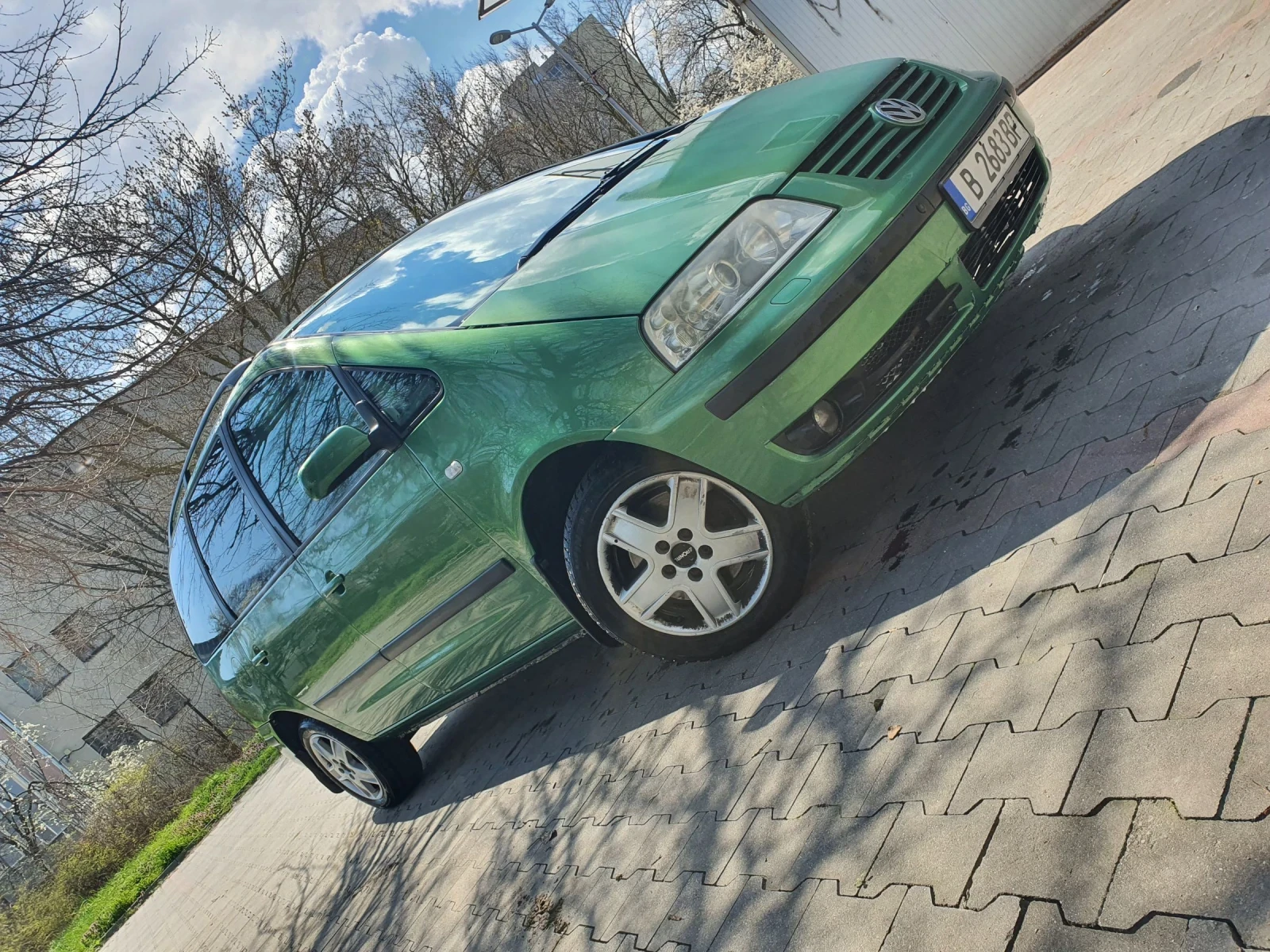 VW Sharan 1.9tdi 115, снимка 2 - Автомобили и джипове - 54098612