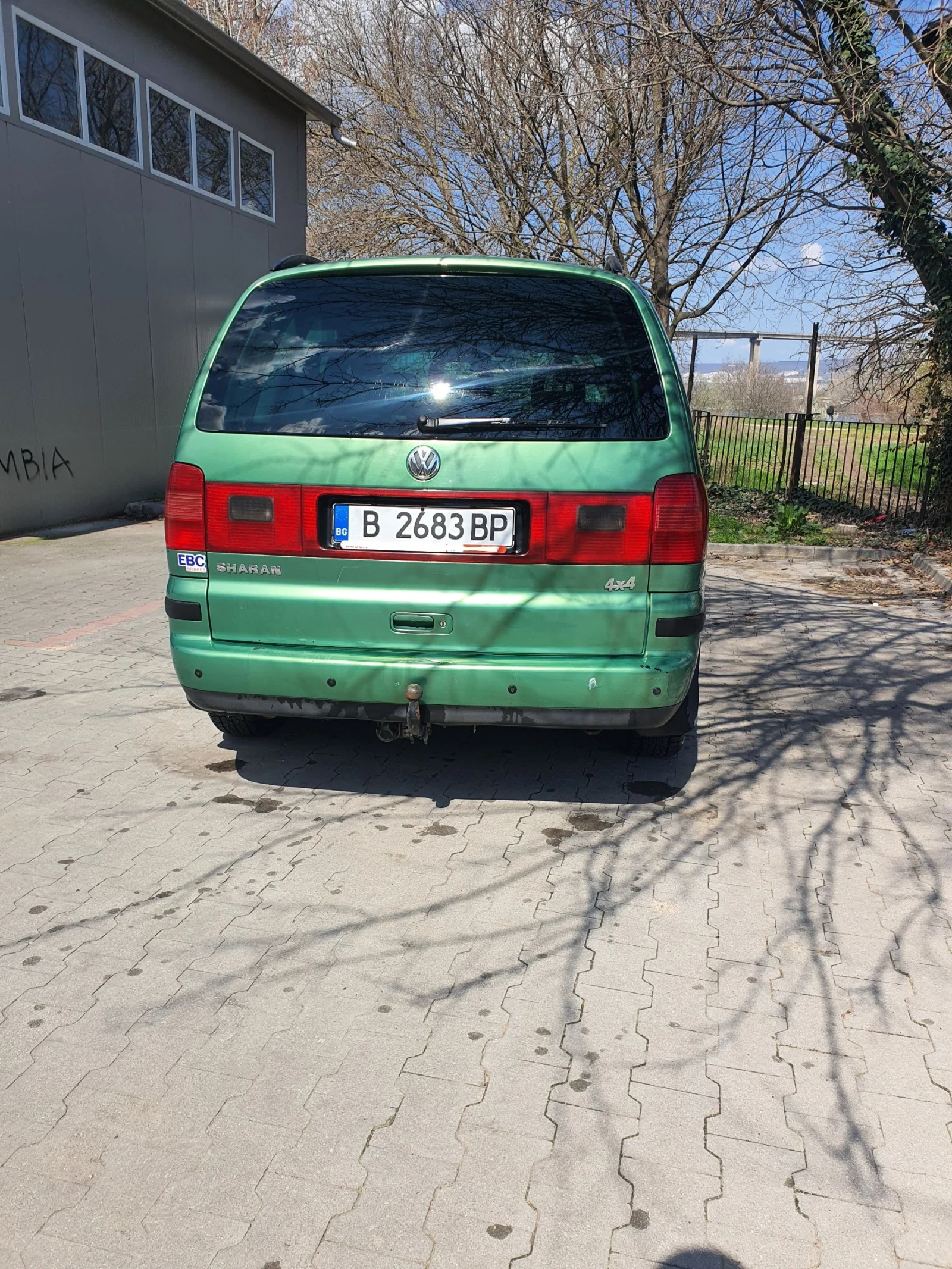 VW Sharan 1.9tdi 115, снимка 7 - Автомобили и джипове - 54098612