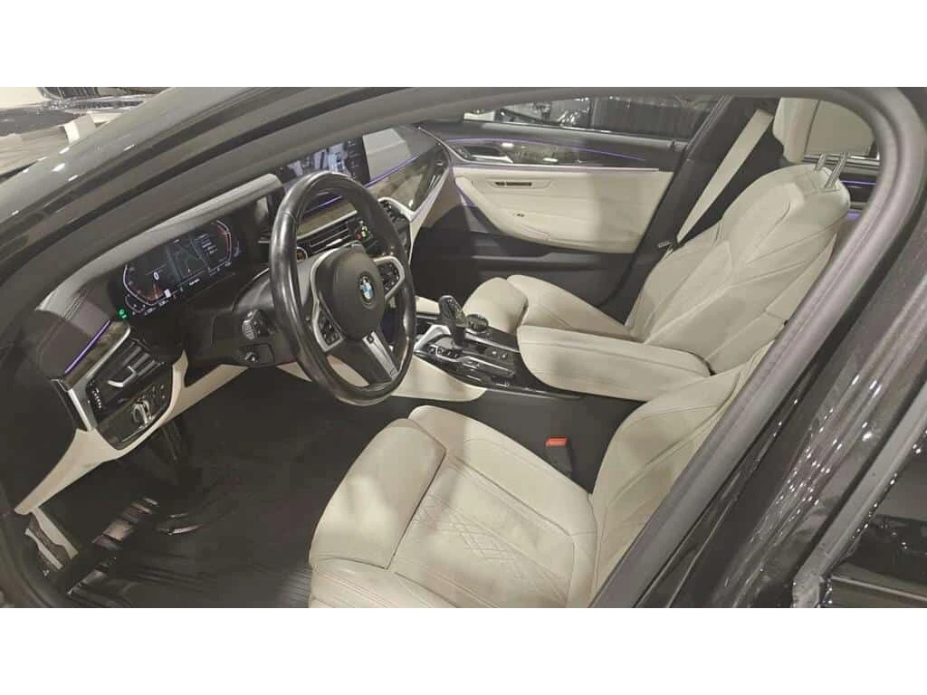 BMW 540 M-pack xDrive  CARFAX, снимка 8 - Автомобили и джипове - 54115038