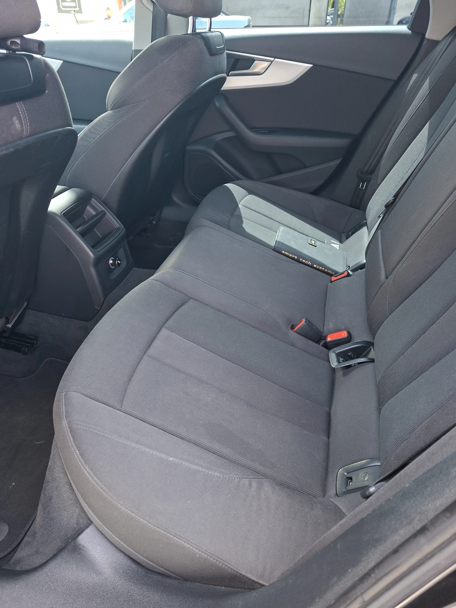 Audi A4, снимка 6 - Автомобили и джипове - 54459375