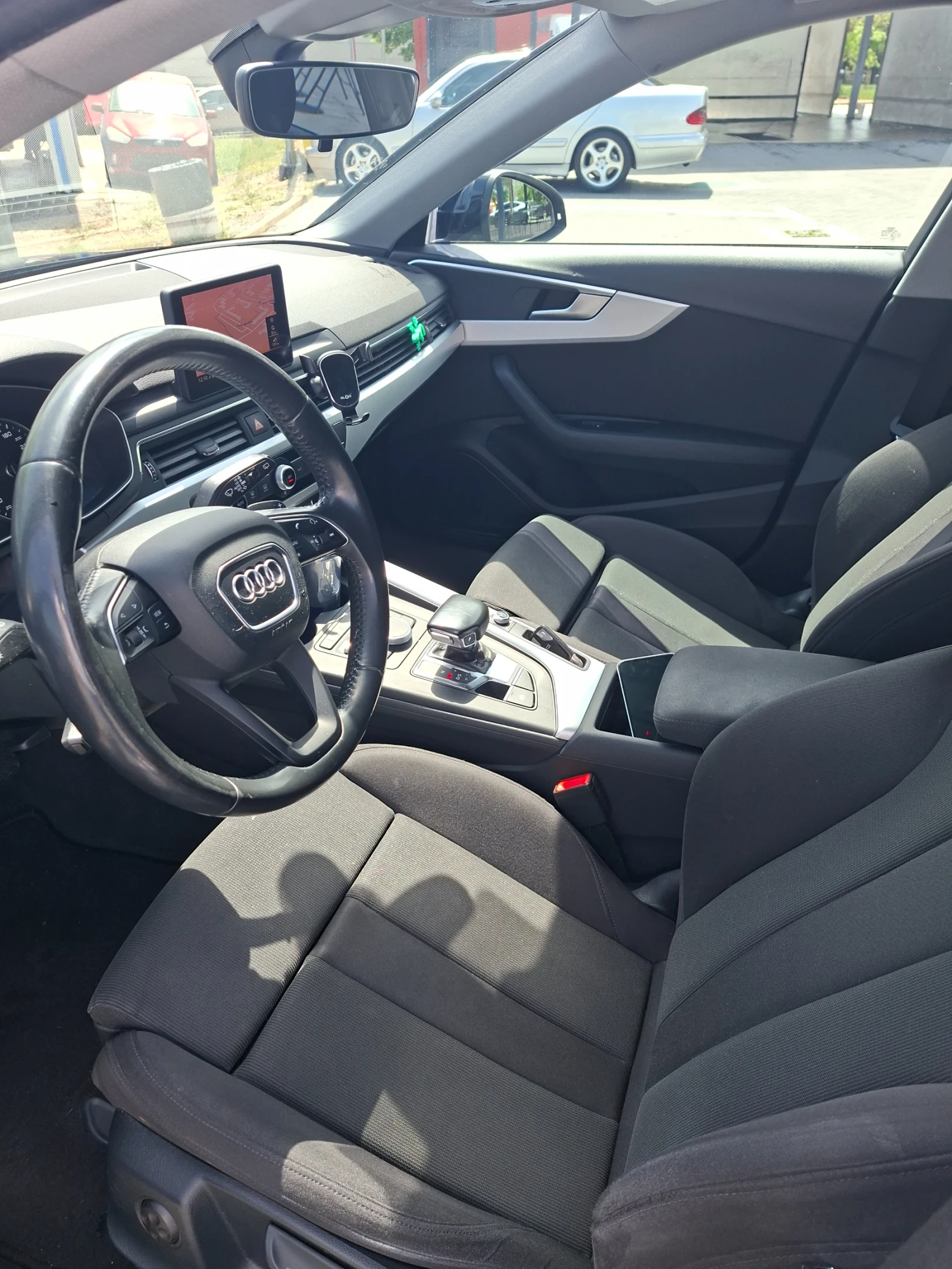 Audi A4, снимка 5 - Автомобили и джипове - 54459375
