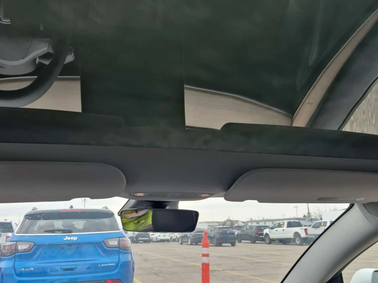 Tesla Model 3 | Long Range | CARFAX | ���������� |  | Mobile.bg � ����������� 12