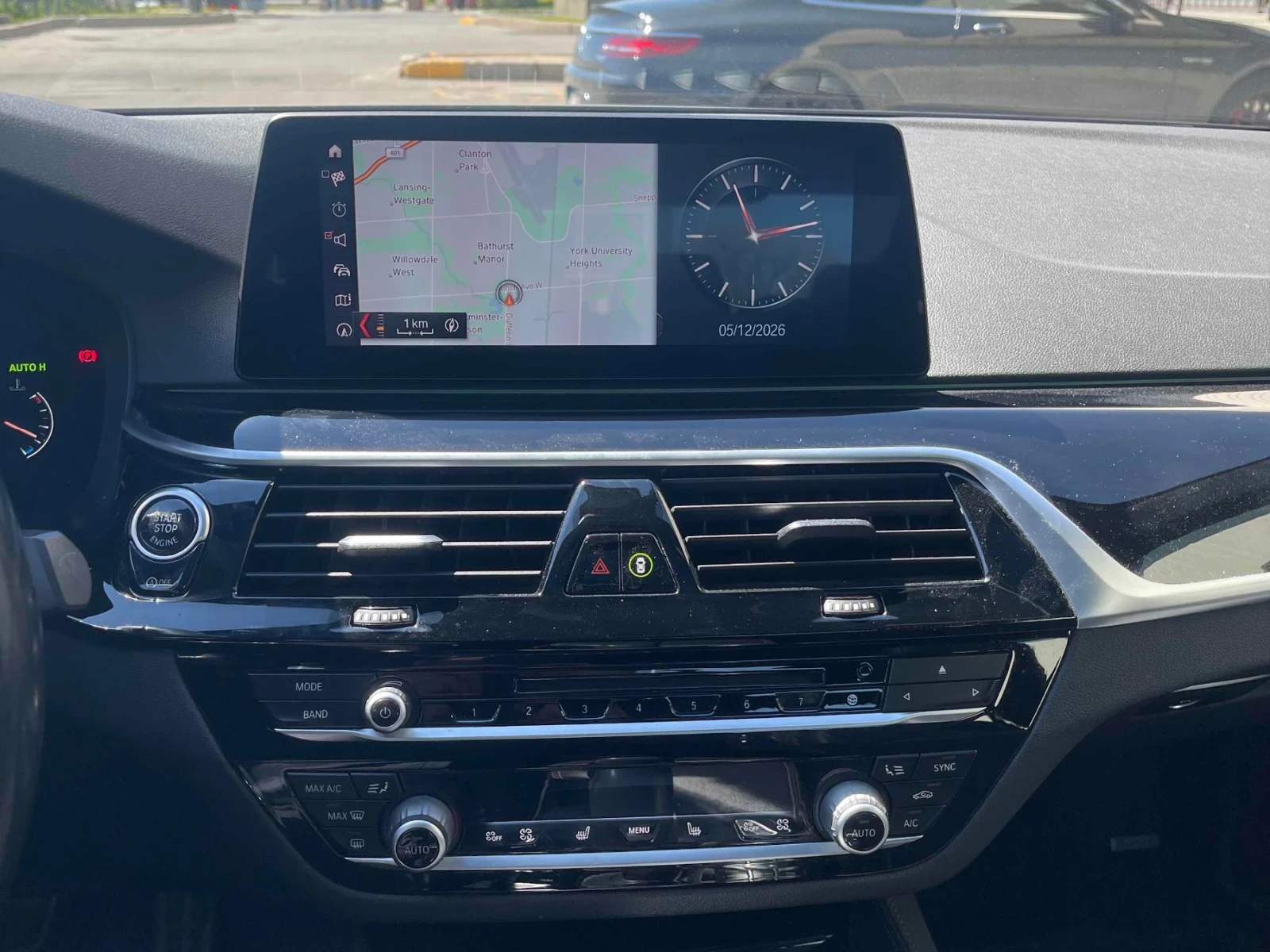 BMW 530 M ПАКЕТ * ПОДГРЕВ * ПАНОРАМА * 2 КЛЮЧА, снимка 9 - Автомобили и джипове - 54555544