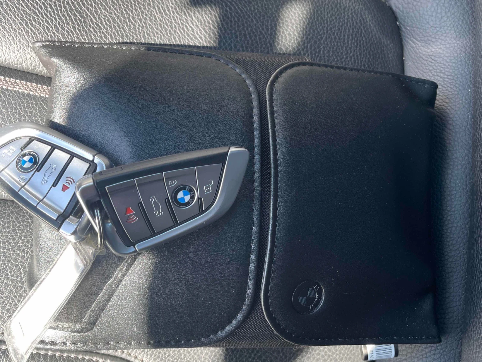 BMW 530 M ПАКЕТ * ПОДГРЕВ * ПАНОРАМА * 2 КЛЮЧА, снимка 14 - Автомобили и джипове - 54555544