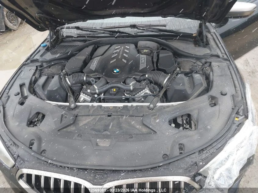 BMW 850 * LASER* M PACK* 360* Ambient Light* Head-up* , снимка 10 - Автомобили и джипове - 55050703