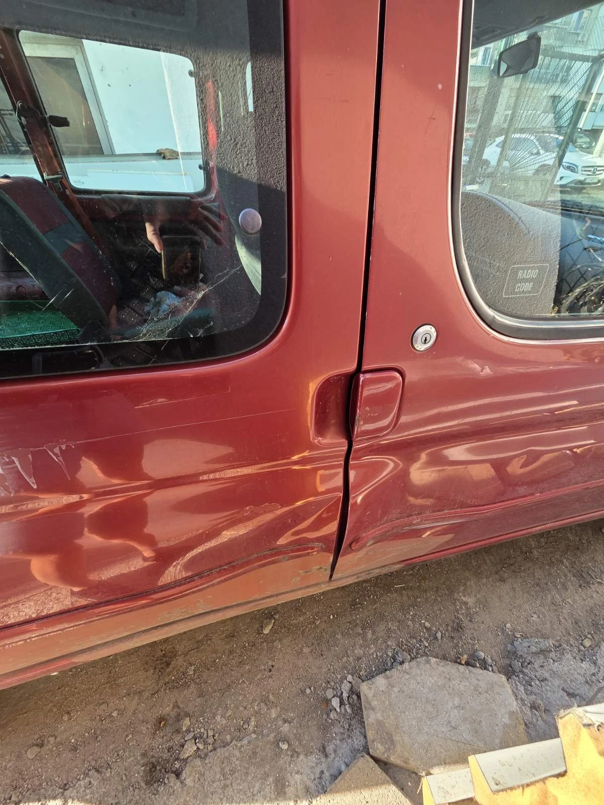 Citroen Berlingo 1.8, снимка 5 - Автомобили и джипове - 55240760