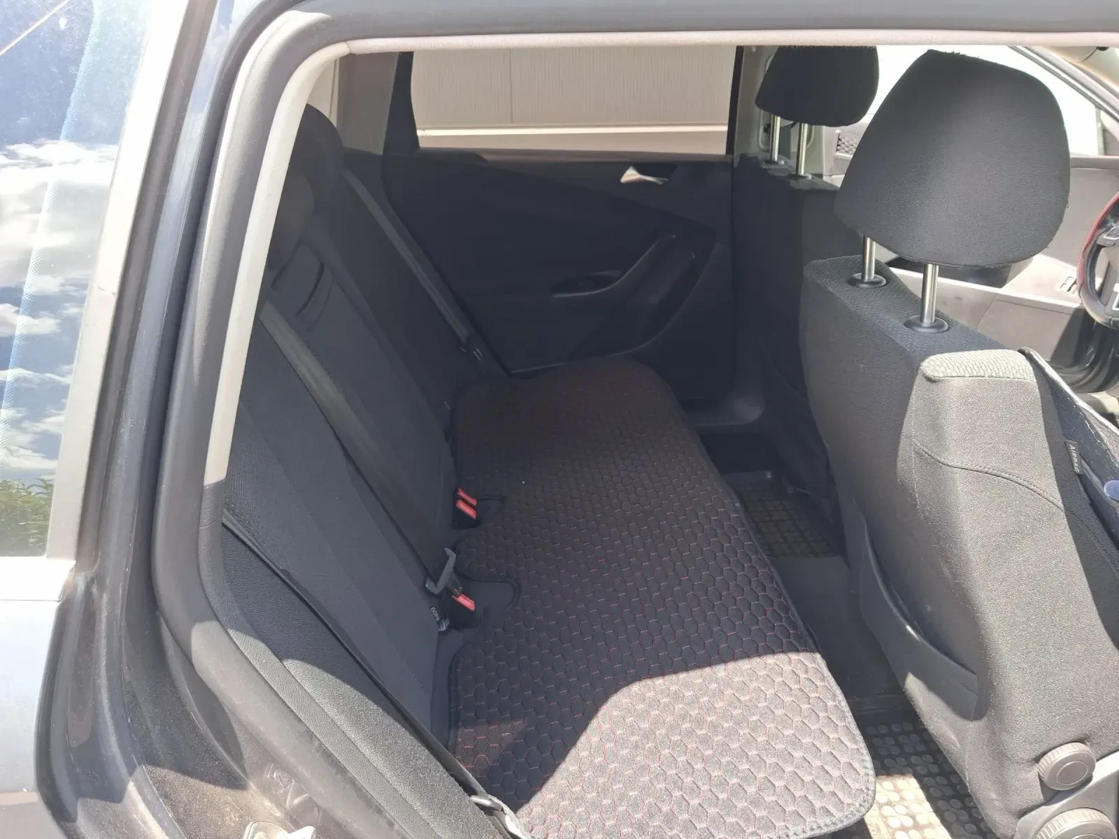 VW Passat 2.0TDi, снимка 11 - Автомобили и джипове - 55260580