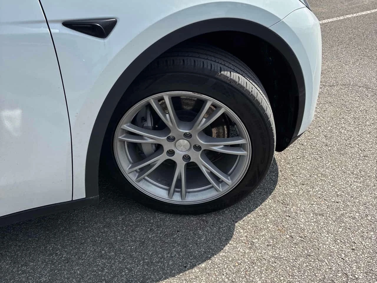 Tesla Model Y * Long Range* АВТОКРЕДИТ БЕЗ ПЪРВОНАЧАЛНА ВНОСКА* , снимка 7 - Автомобили и джипове - 55637707