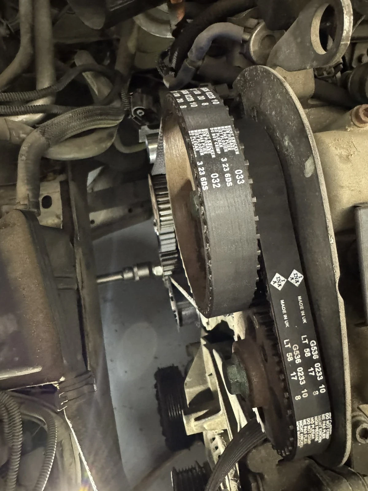VW Golf 1.4 16v, снимка 14 - Автомобили и джипове - 56375381