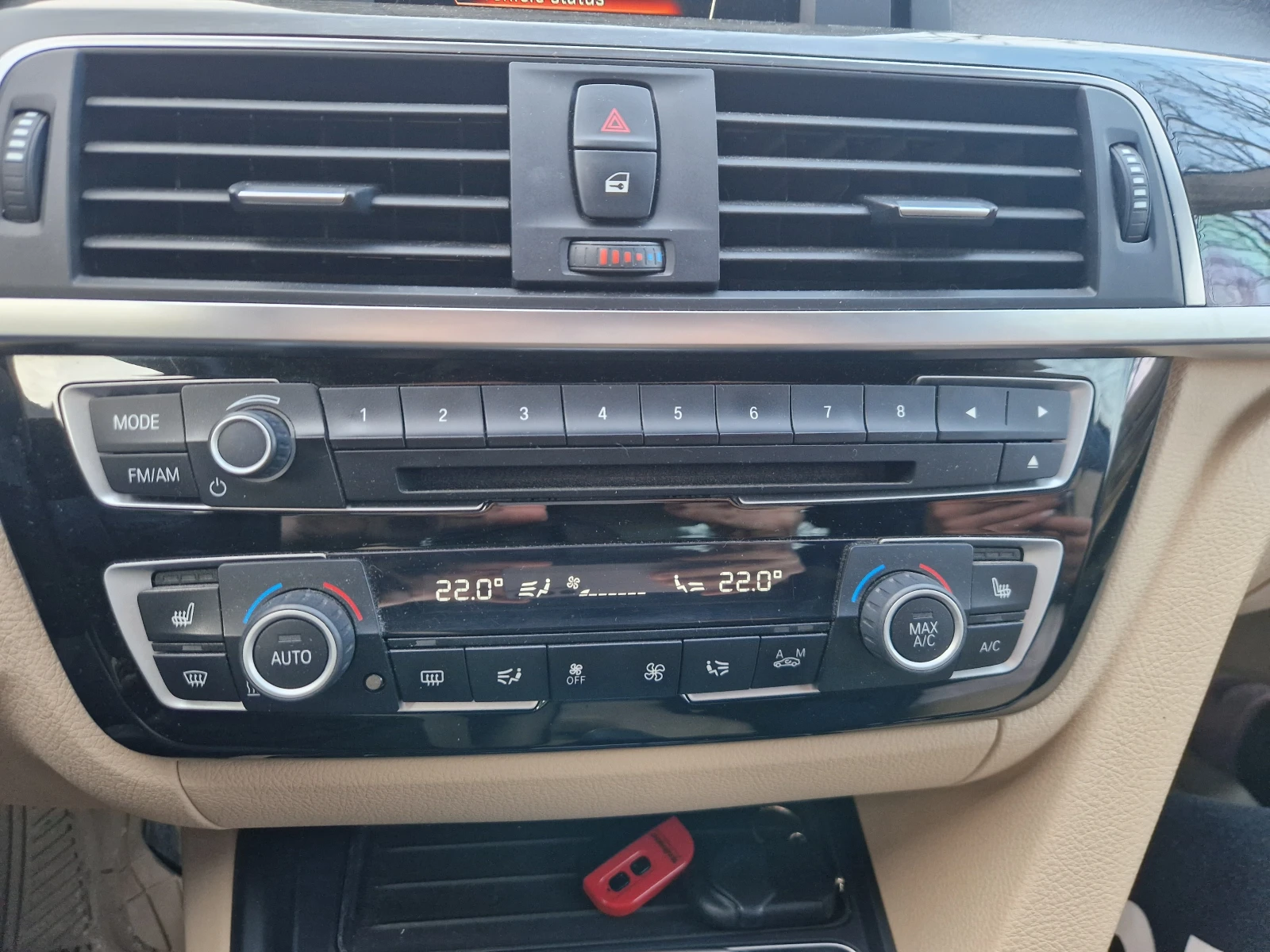 BMW 320 i Xdrive, снимка 5 - Автомобили и джипове - 56416722