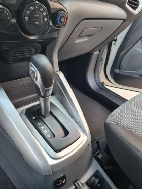 Обява за продажба на Ford EcoSport 1.5i /става на газ/автоматик  ~15 500 лв. - изображение 11