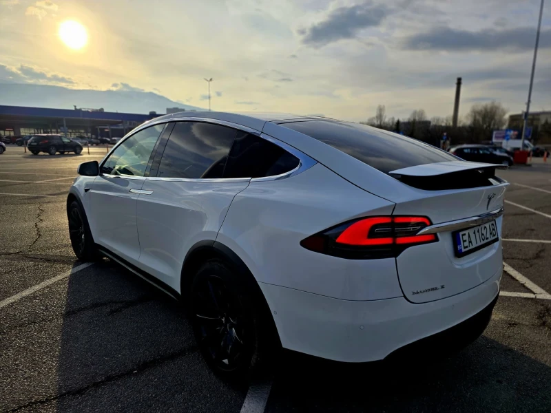 Tesla Model X X75D, снимка 5 - Автомобили и джипове - 49135523