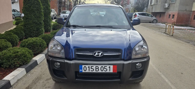 Hyundai Tucson 2.0d, 4x4, снимка 7 - Автомобили и джипове - 52730782