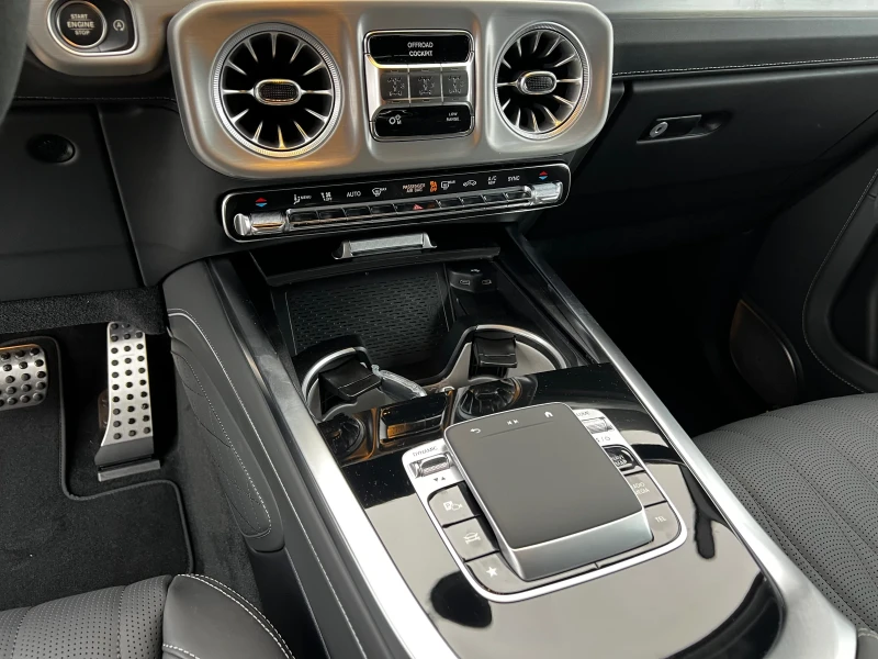 Mercedes-Benz G 63 AMG, снимка 10 - Автомобили и джипове - 52875058