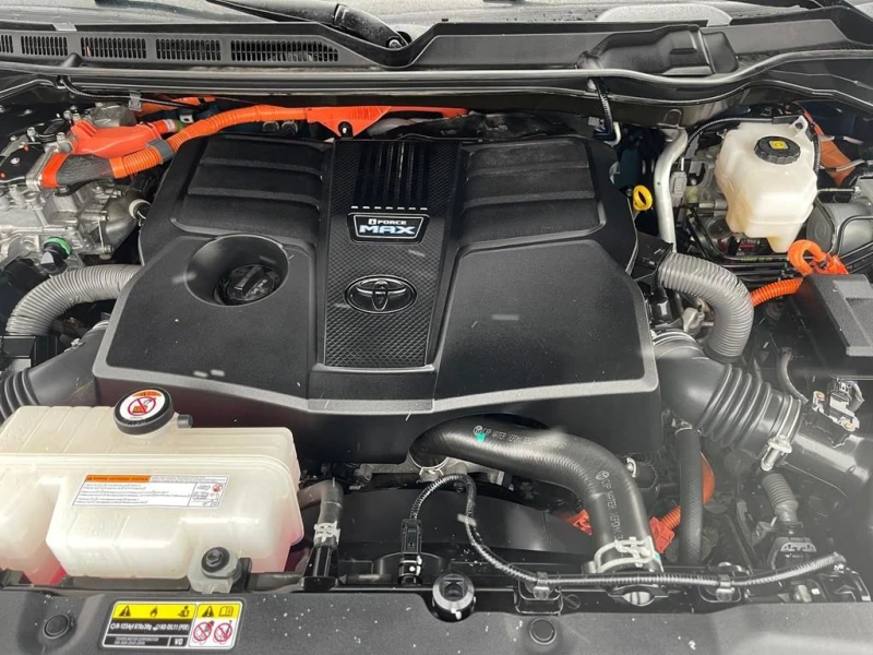 Toyota Tundra CAPSTONE* LUXURY* FULL* RUNNING BOARDS* , снимка 17 - Автомобили и джипове - 53474180