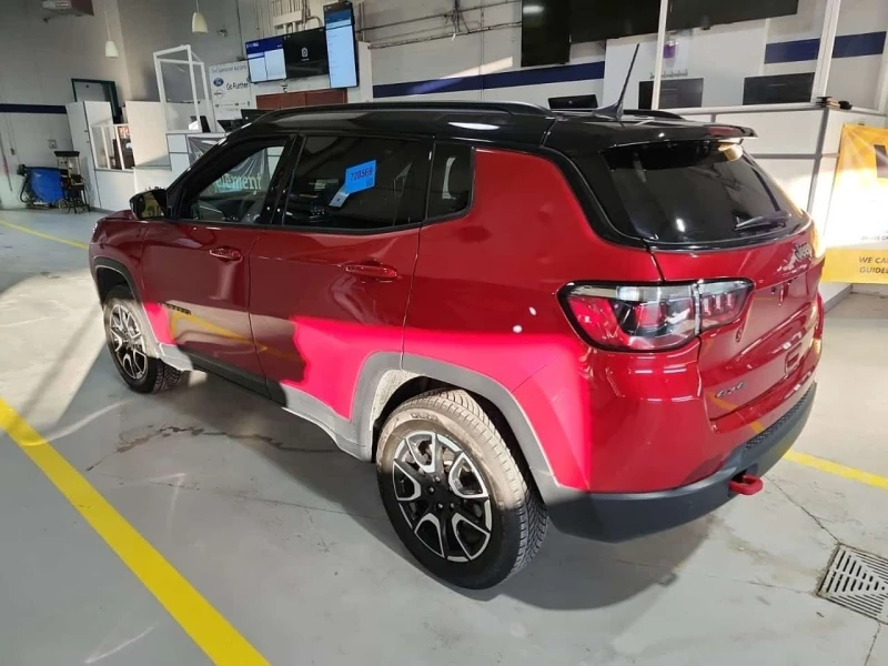 Jeep Compass Trailhawk 4x4 | ПОДГРЕВИ | 2 КЛЮЧА | CARFAX, снимка 12 - Автомобили и джипове - 53600435