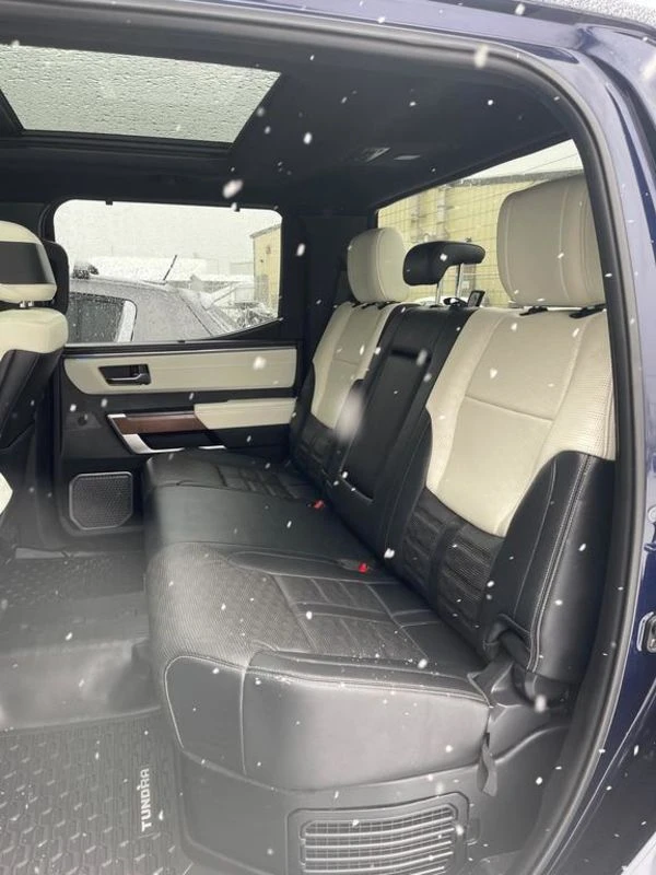 Toyota Tundra CAPSTONE* LUXURY* FULL* RUNNING BOARDS* , снимка 11 - Автомобили и джипове - 53474180