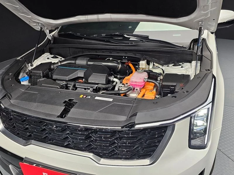 Kia Sorento HEV 1.6 2WD| 230к.с.| ВКЛ.ТЕХНОТЕСТ, снимка 6 - Автомобили и джипове - 55199411