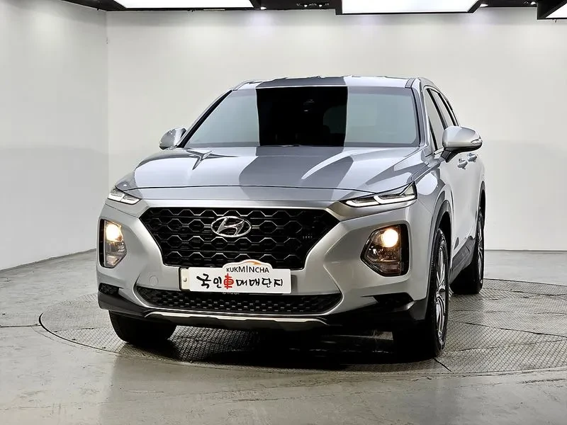 Hyundai Santa fe Diesel 2.0 2Wd Premium, снимка 2 - Автомобили и джипове - 56114246