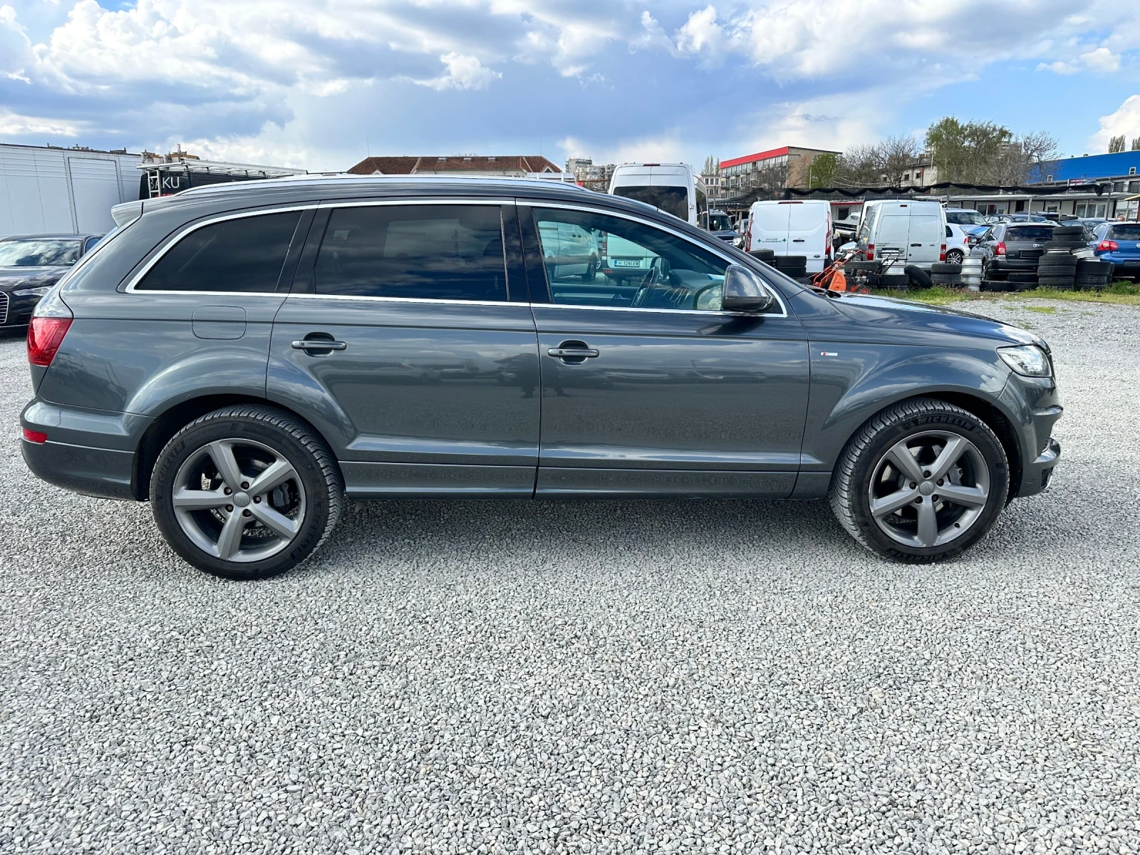 Audi Q7 3.0 TDI-S-Line-6+ 1m - изображение 4