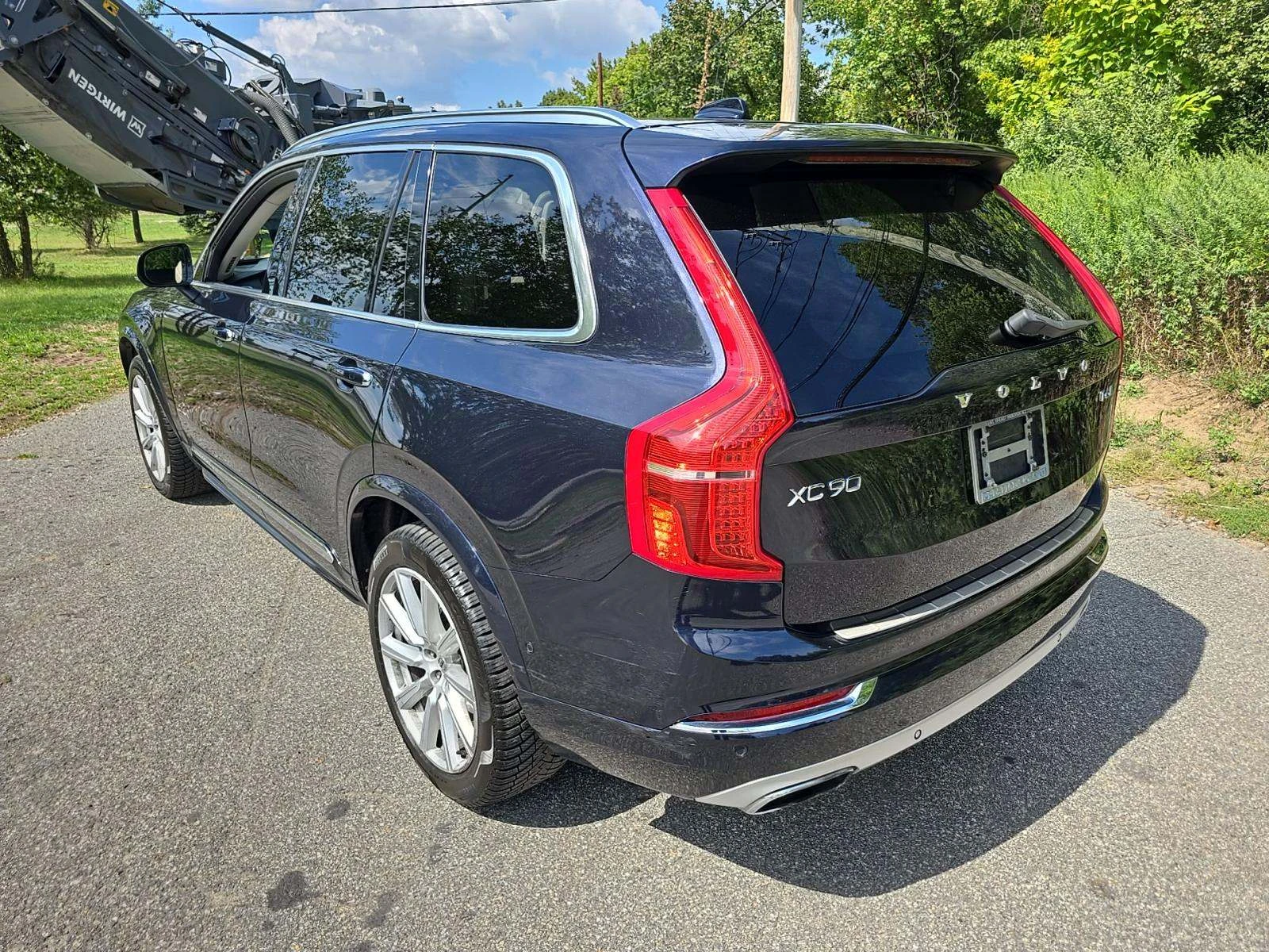 Volvo Xc90 INSCRIPTION* DIGITAL* DISTRONIK* PANO* 7МЕСТА* B&W - изображение 4