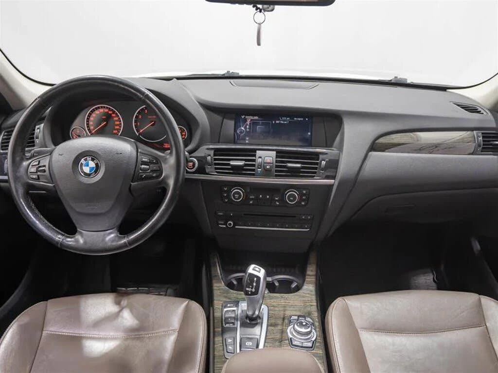 BMW X3 * АВТО КРЕДИТ* ЦЕНА ДО БГ * СЕРВИЗНА ИСТОРИЯ *  - изображение 8