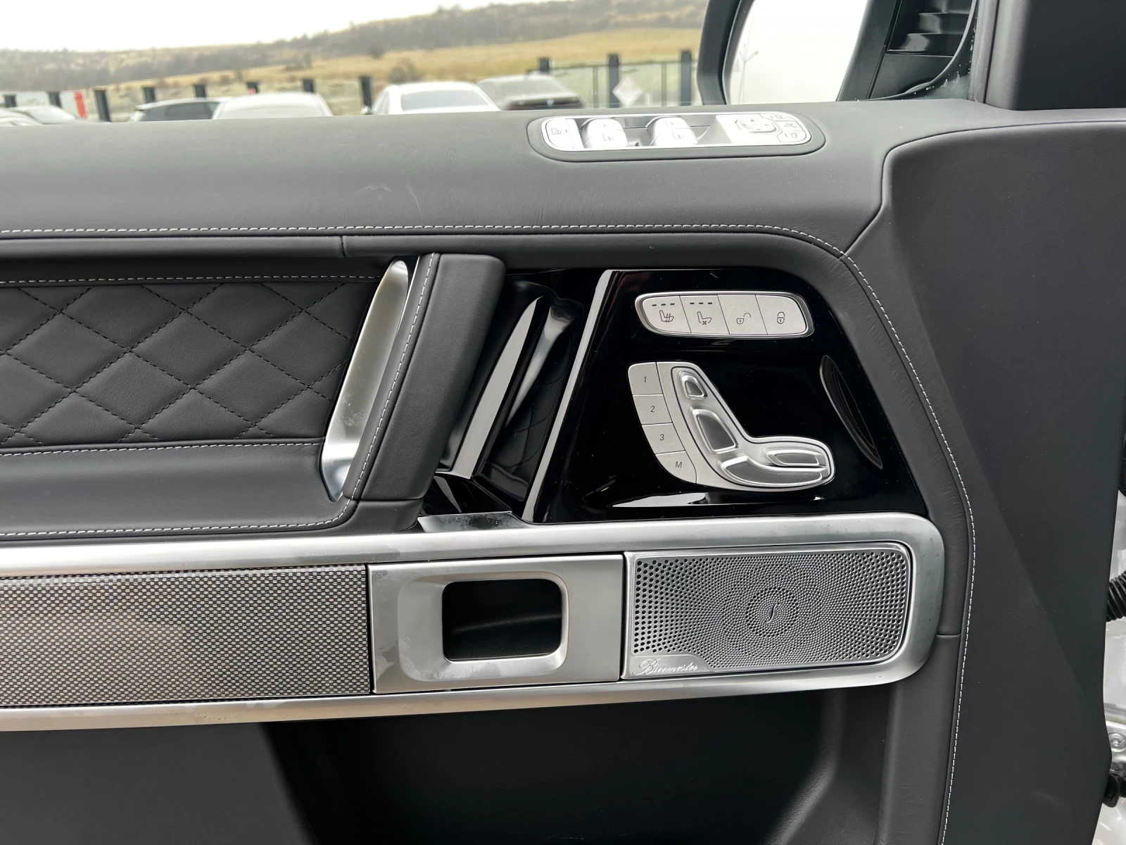 Mercedes-Benz G 63 AMG * AMG Ride Control* Burmester* Night-Pack - изображение 9