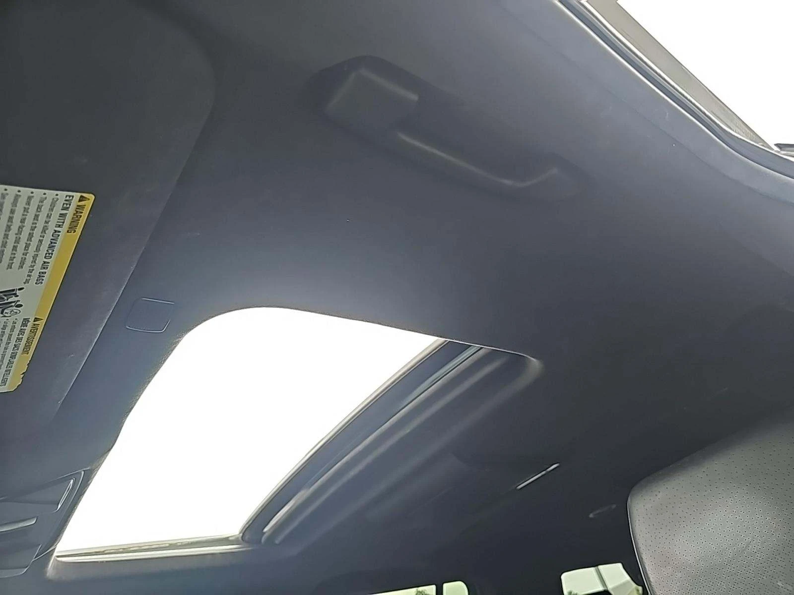 Cadillac Escalade  ESV Platinum 1SD - изображение 9