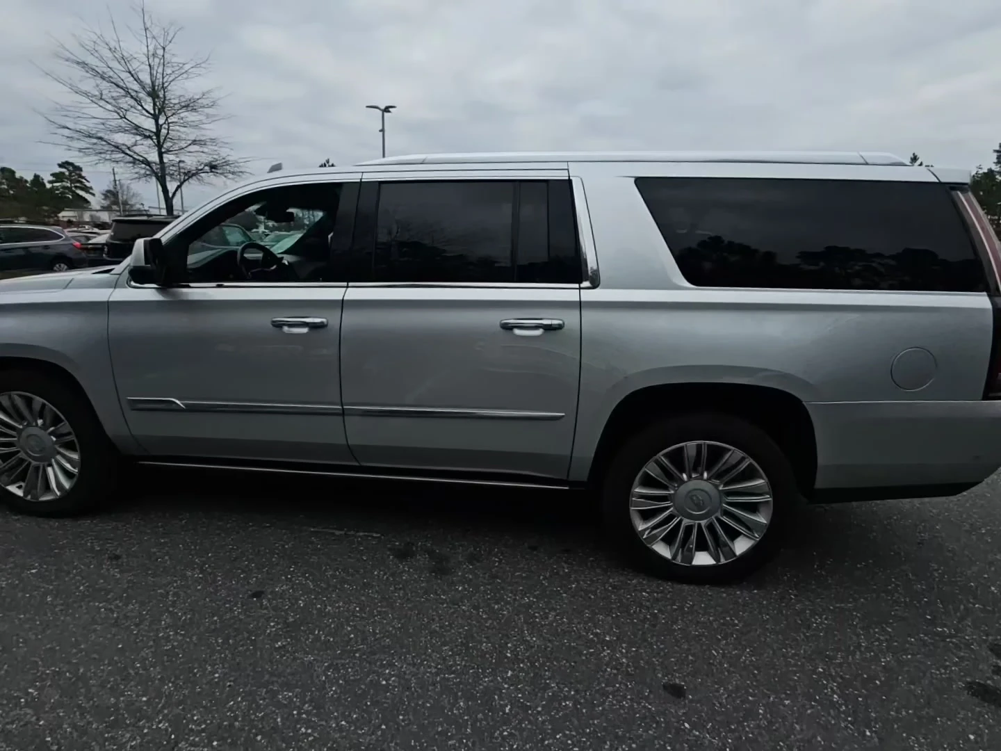 Cadillac Escalade  ESV Platinum 1SD - изображение 4