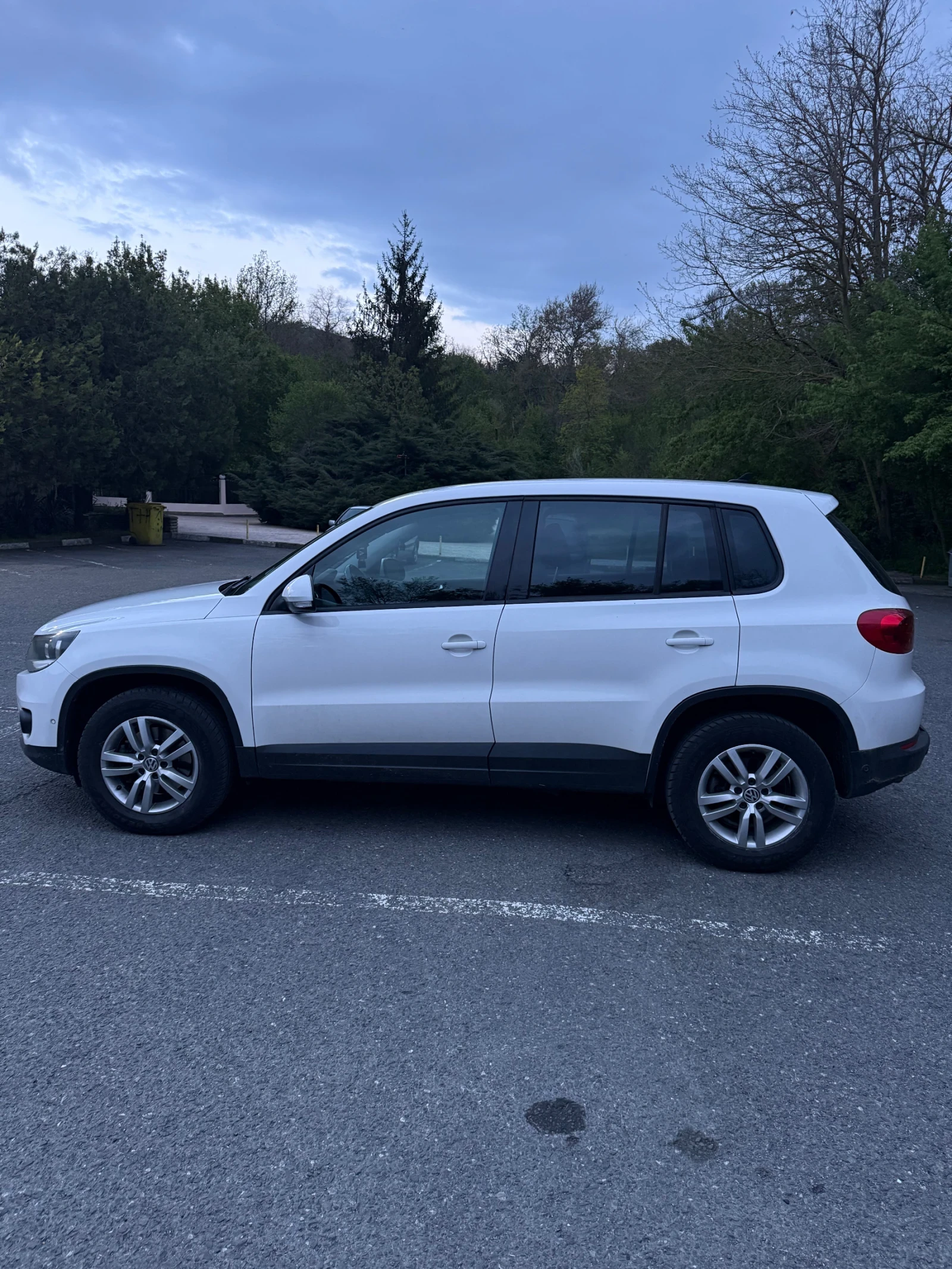 VW Tiguan, снимка 5 - Автомобили и джипове - 54399616