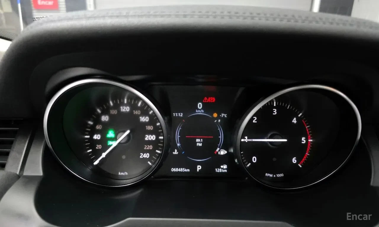 Land Rover Range Rover Evoque 2.0 TD4, снимка 8 - Автомобили и джипове - 54749397
