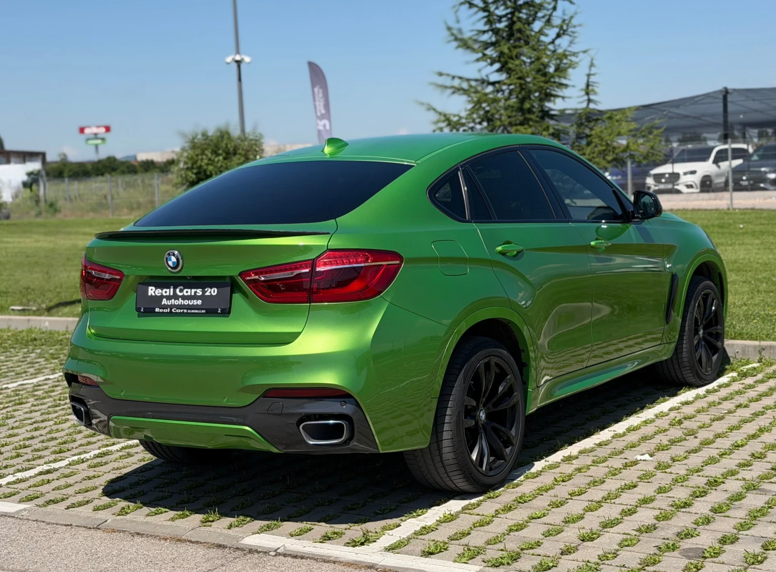 BMW X6 40d* M-Pack* KEYLESS* HUD* H/K* 360 CAM* , снимка 4 - Автомобили и джипове - 55096242