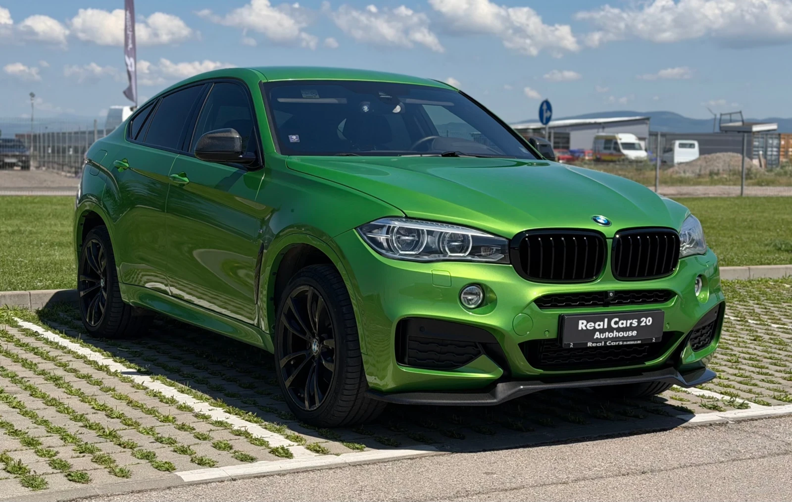 BMW X6 40d* M-Pack* KEYLESS* HUD* H/K* 360 CAM* , снимка 3 - Автомобили и джипове - 55096242