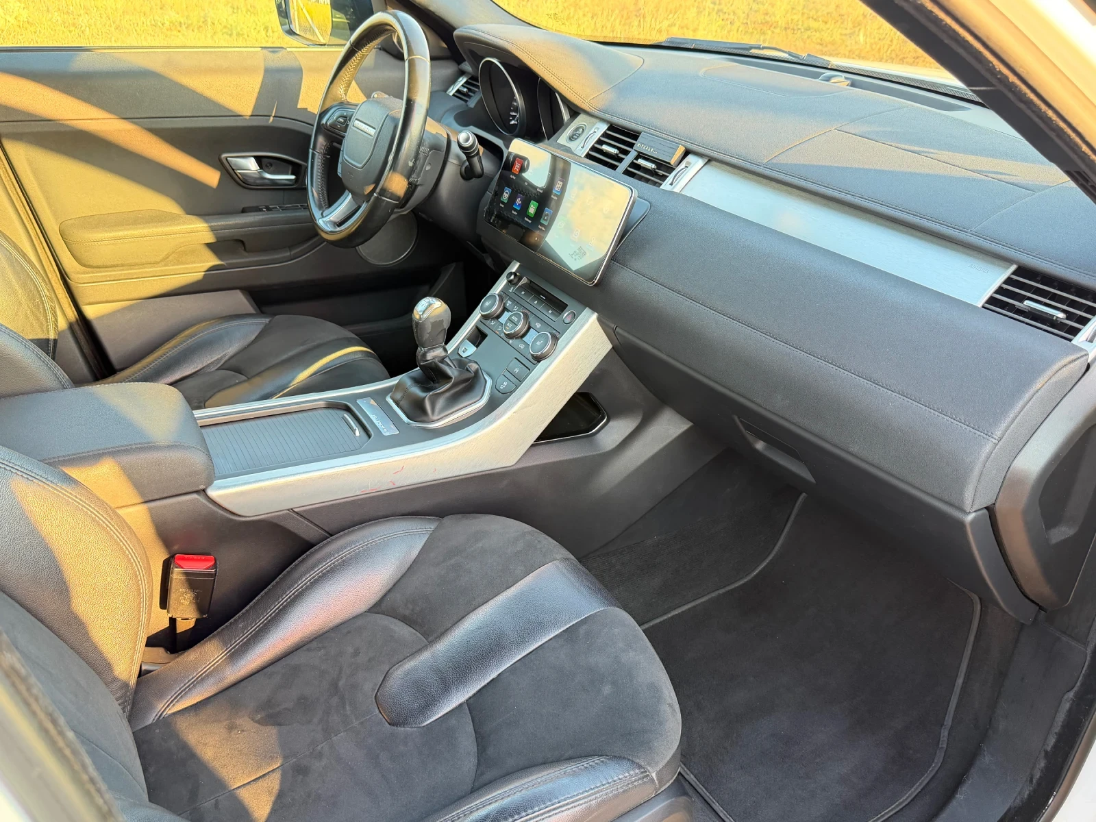Land Rover Range Rover Evoque Обслужен на 100% в Германия, снимка 13 - Автомобили и джипове - 55533991
