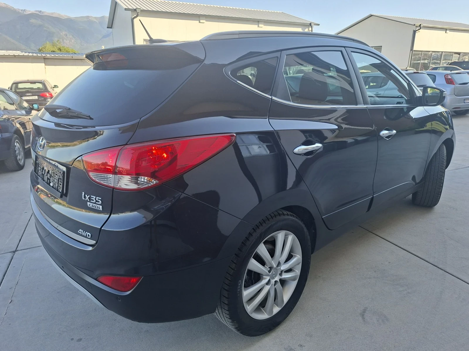 Hyundai IX35 2.0D-4х4 NAVI Панорама, снимка 4 - Автомобили и джипове - 55682782