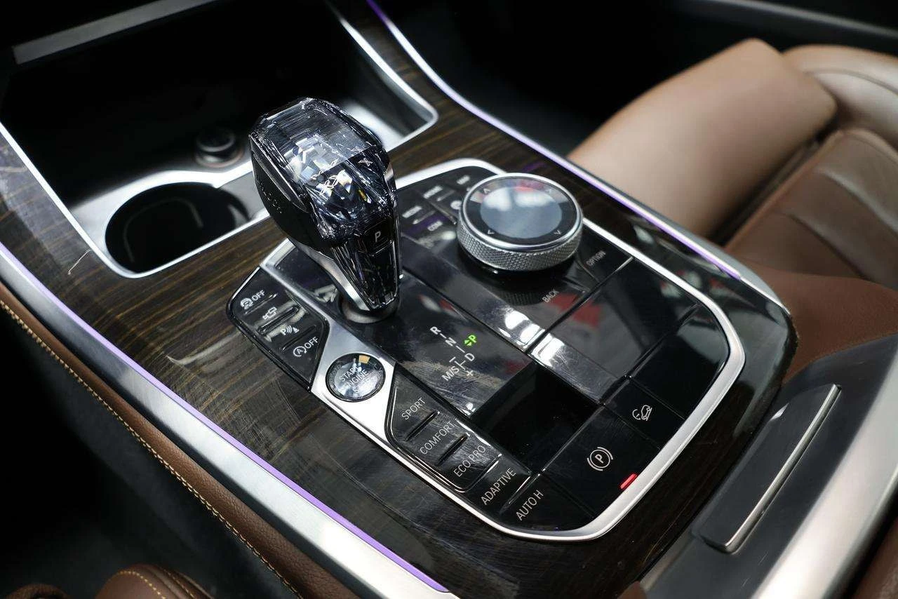 BMW X5 50i xDrive50i LASERS| SKYLOUNGE| EXECUTIVEPACKAGE , снимка 12 - Автомобили и джипове - 55999592