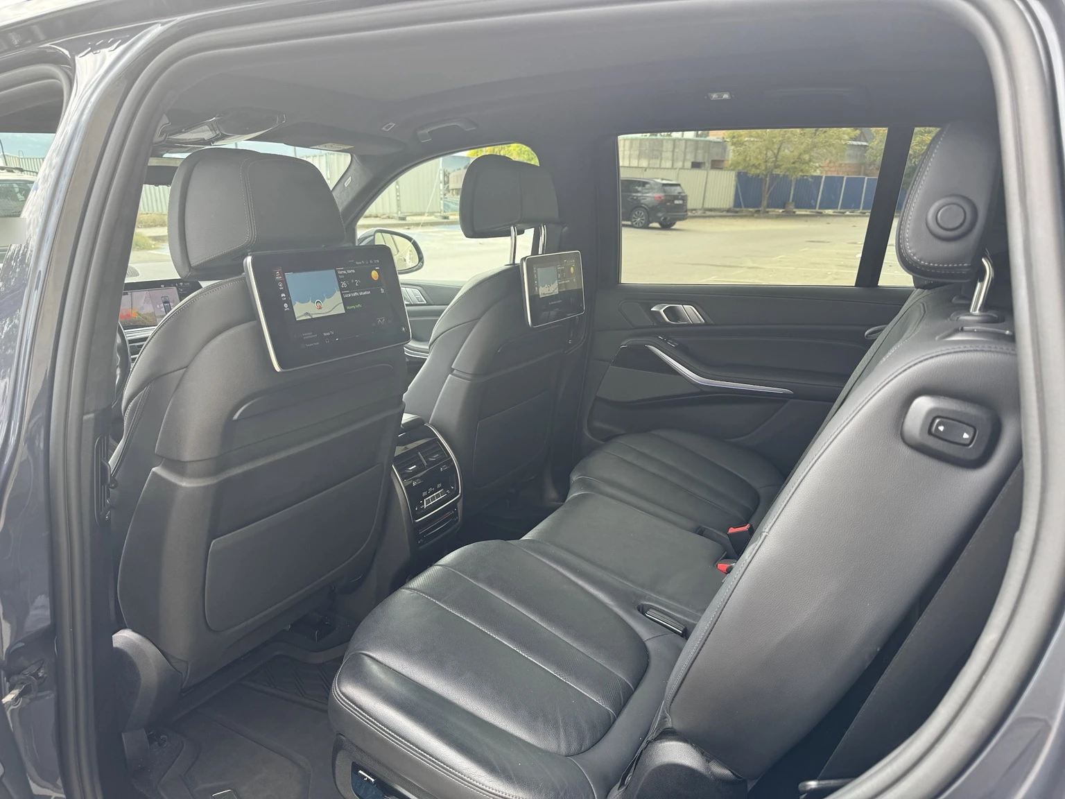 BMW X7, снимка 11 - Автомобили и джипове - 56681903