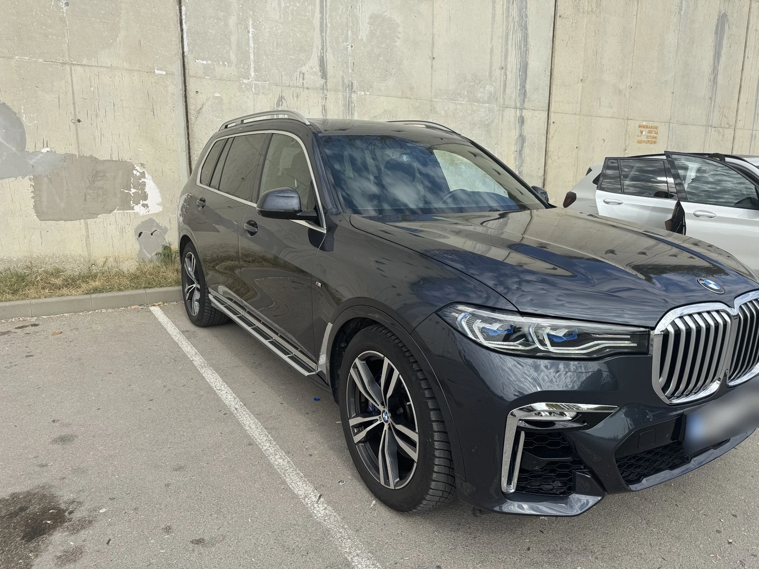BMW X7, снимка 3 - Автомобили и джипове - 56681903