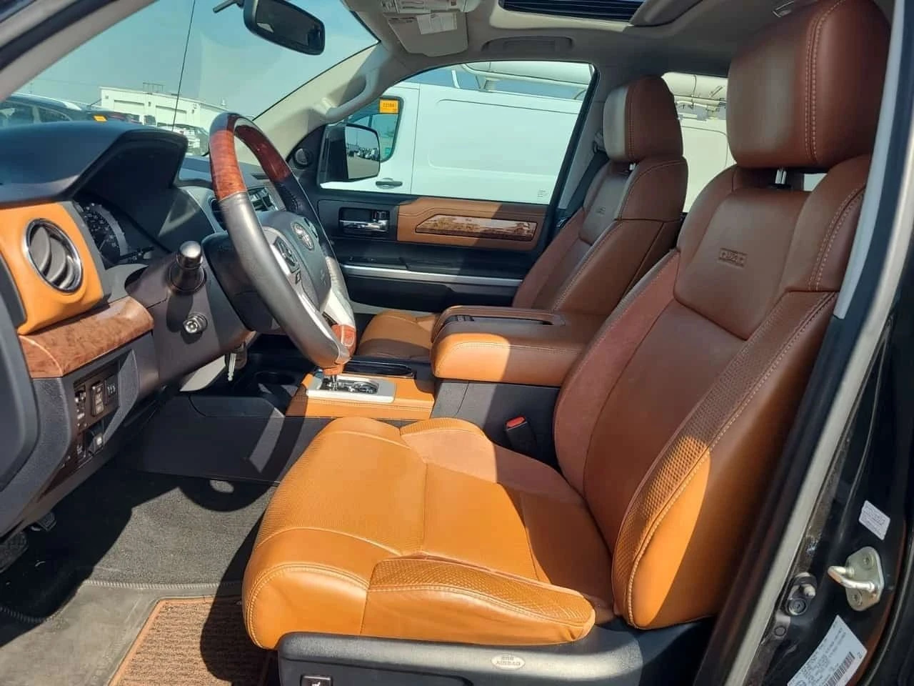 Toyota Tundra, снимка 7 - Автомобили и джипове - 56685583