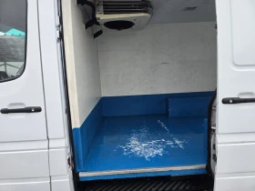 Mercedes-Benz Sprinter 208 2.2CDI ХЛАДИЛЕН, снимка 16