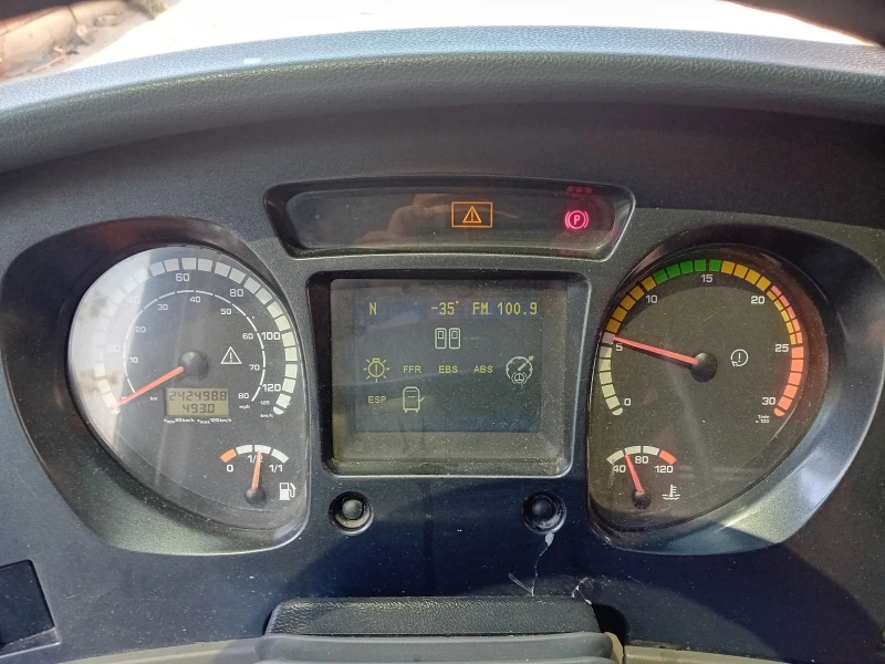 Neoplan Други Starliner , снимка 7 - Бусове и автобуси - 52476640