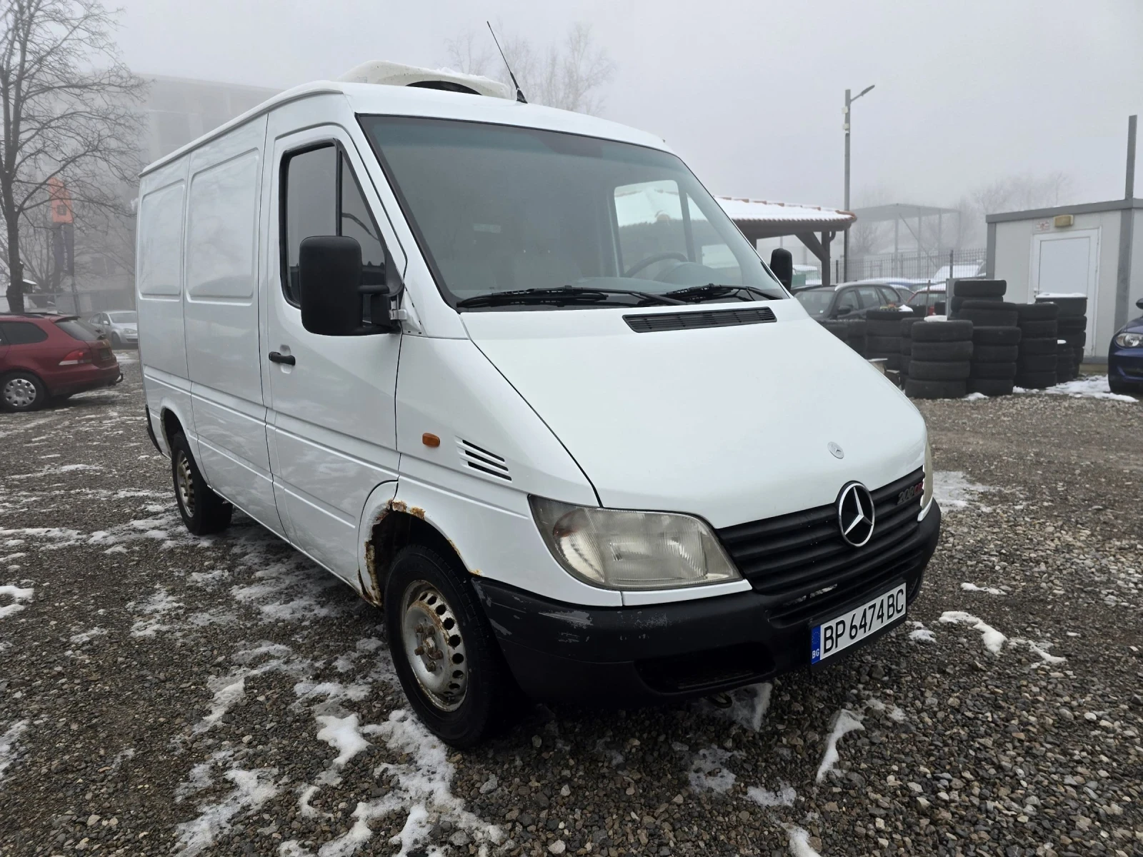 Mercedes-Benz Sprinter 208 2.2CDI ХЛАДИЛЕН - изображение 3