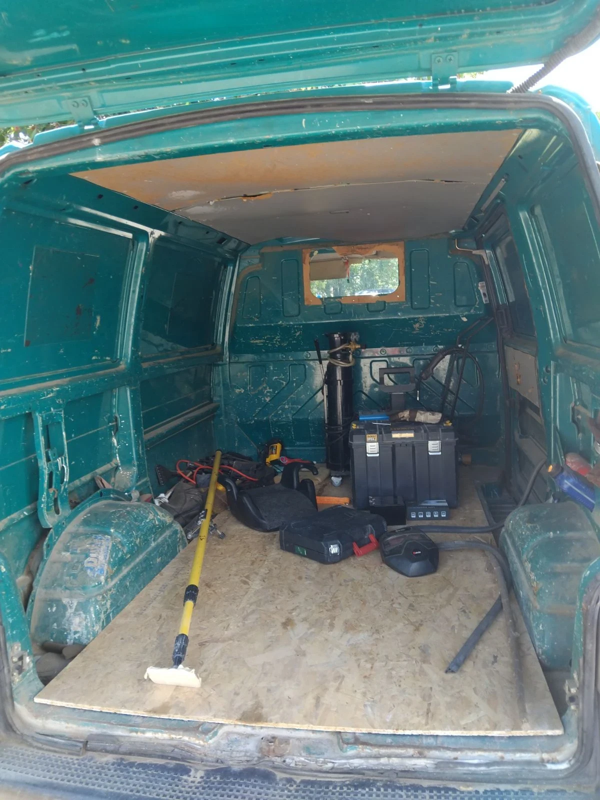 VW T4, снимка 5 - Бусове и автобуси - 55382417